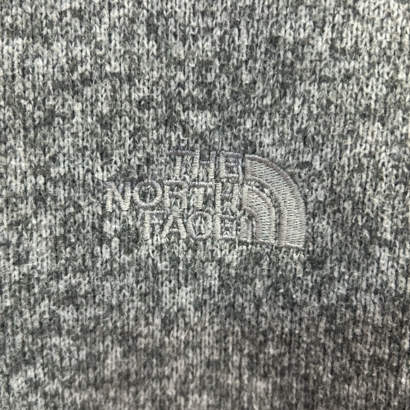 Northface 1/2 zip gray - Picture 2 of 6